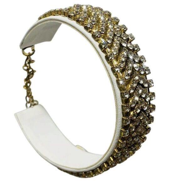 Vintage Multi Row Rhinestone Gold Tone Chain Wedding Runway Women’s Bracelet - Picture 5 of 11